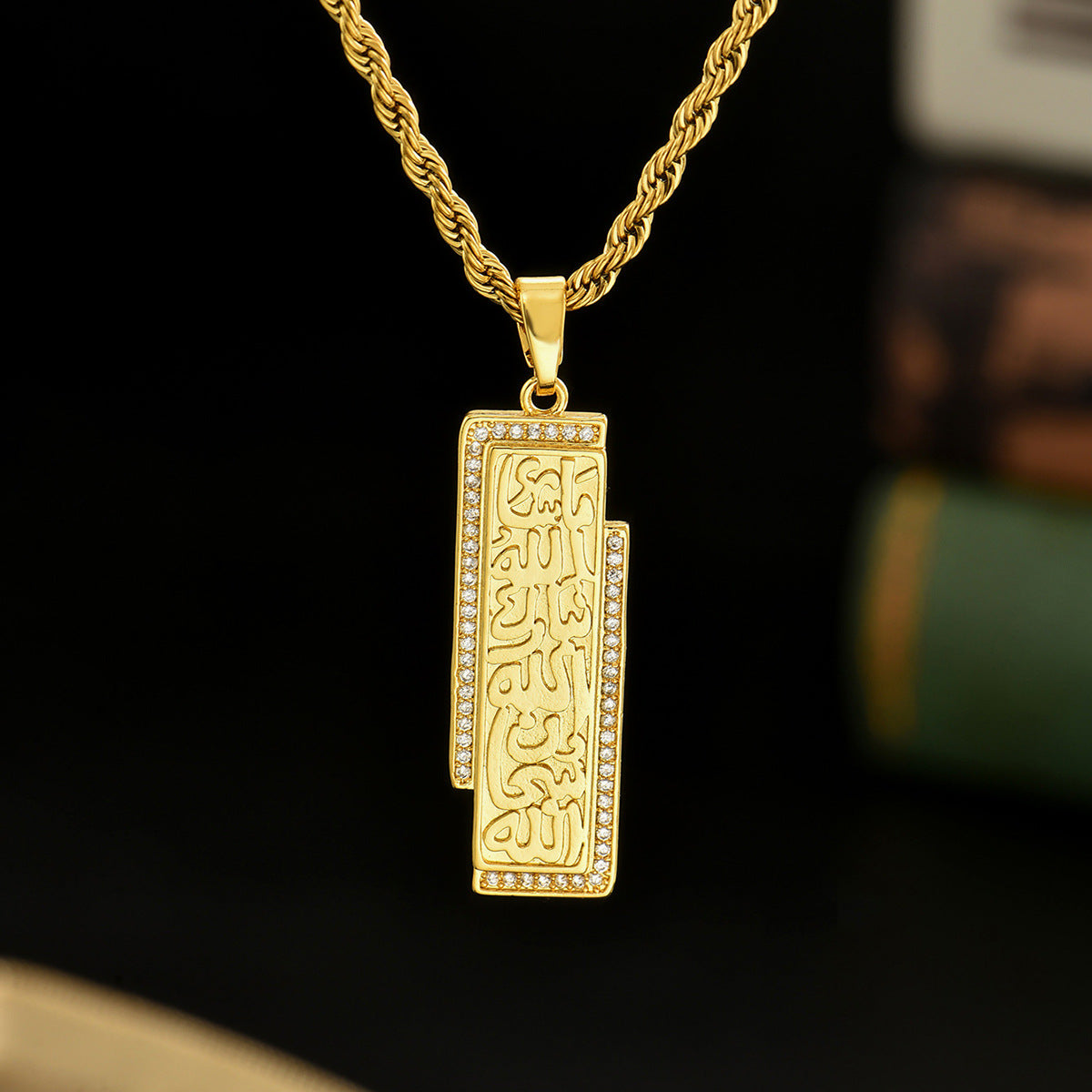 Twist Chain Necklace Copper Inlaid Zircon Pendant Jewelry