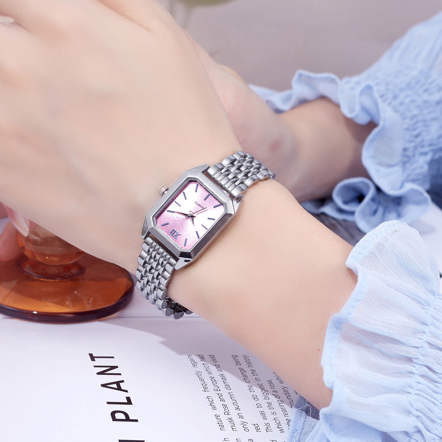 Fashion Square Steel Band Ladies Watch