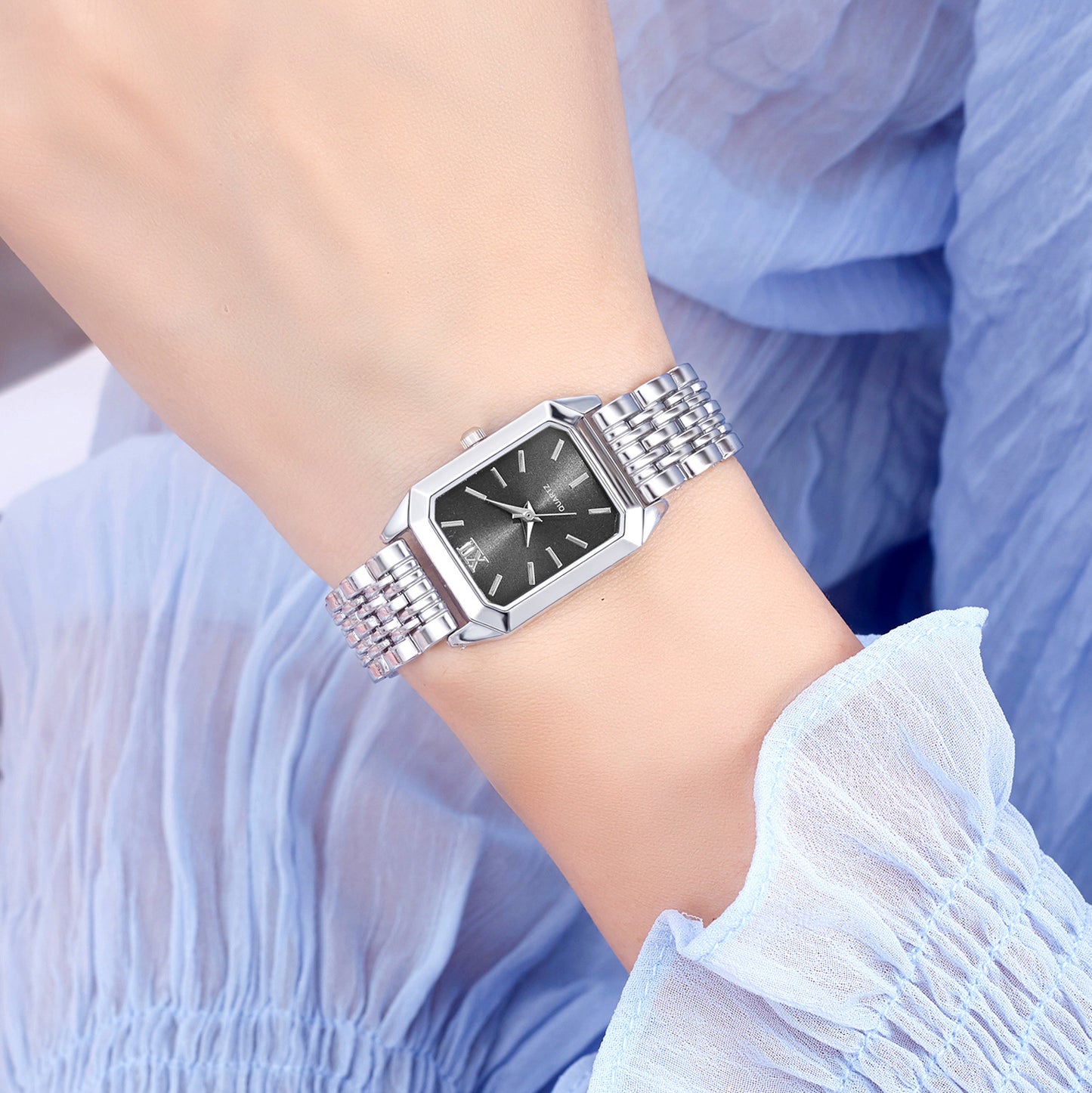 Fashion Square Steel Band Ladies Watch