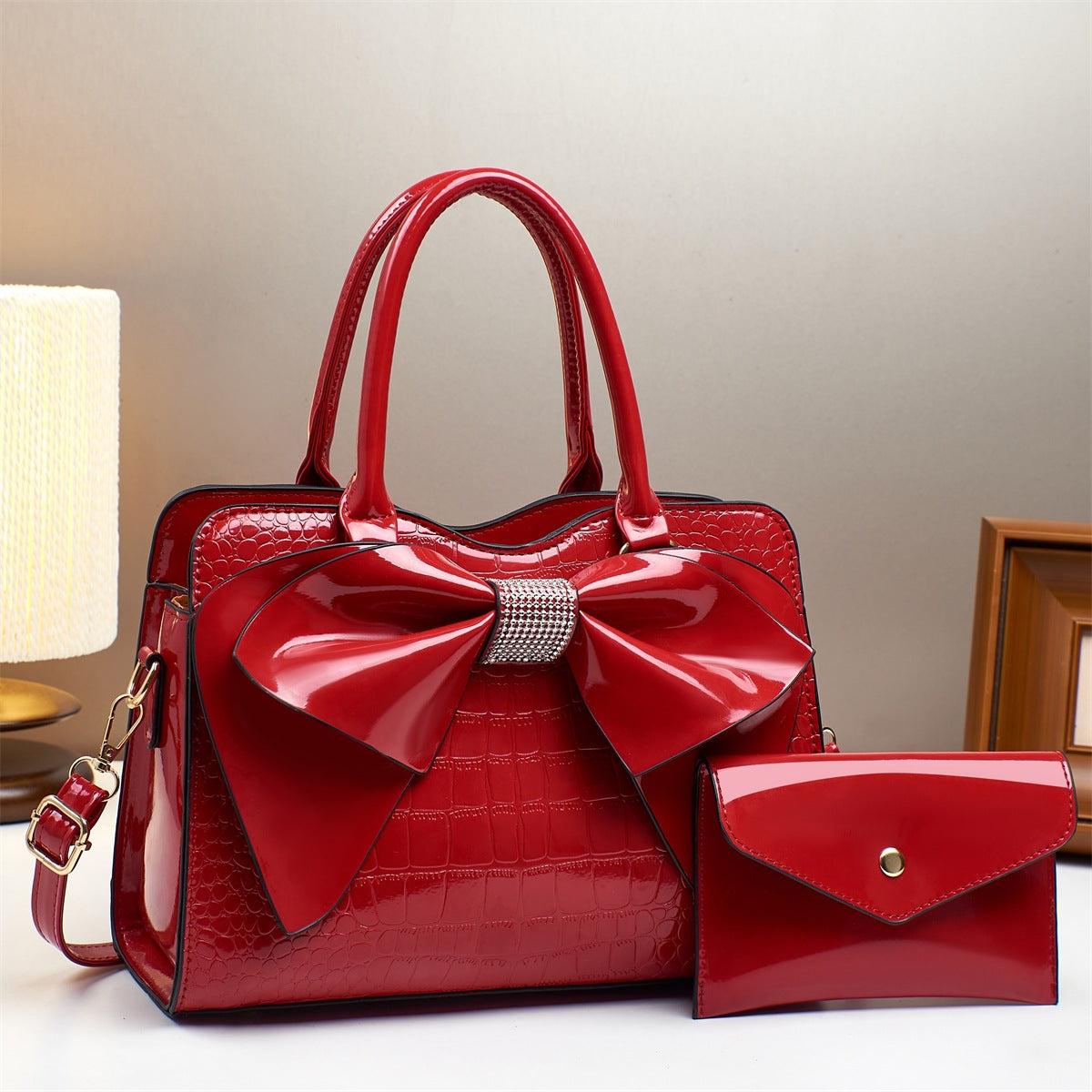 Imported Ladies Handbag with Elegant Appearance