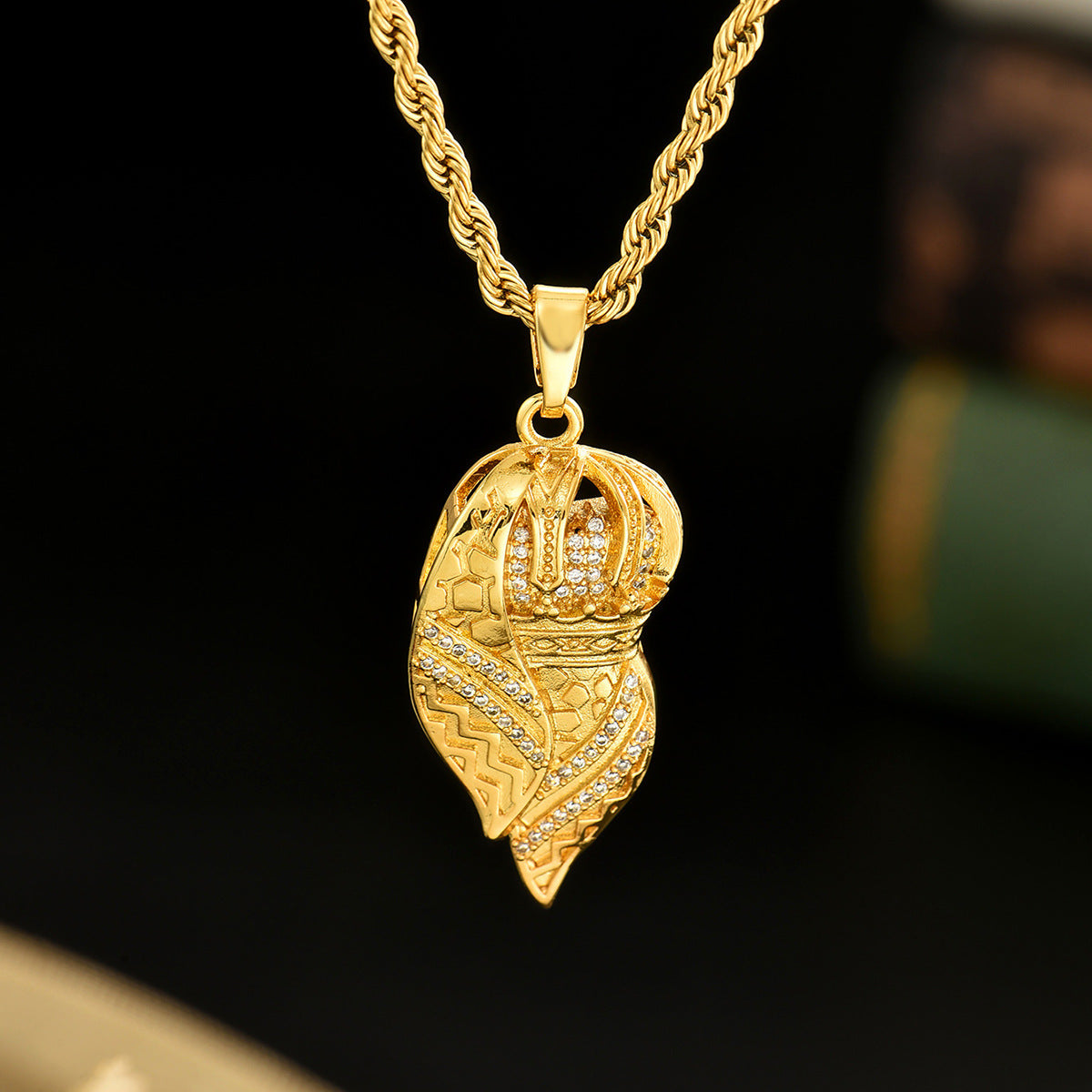 Twist Chain Necklace Copper Inlaid Zircon Pendant Jewelry