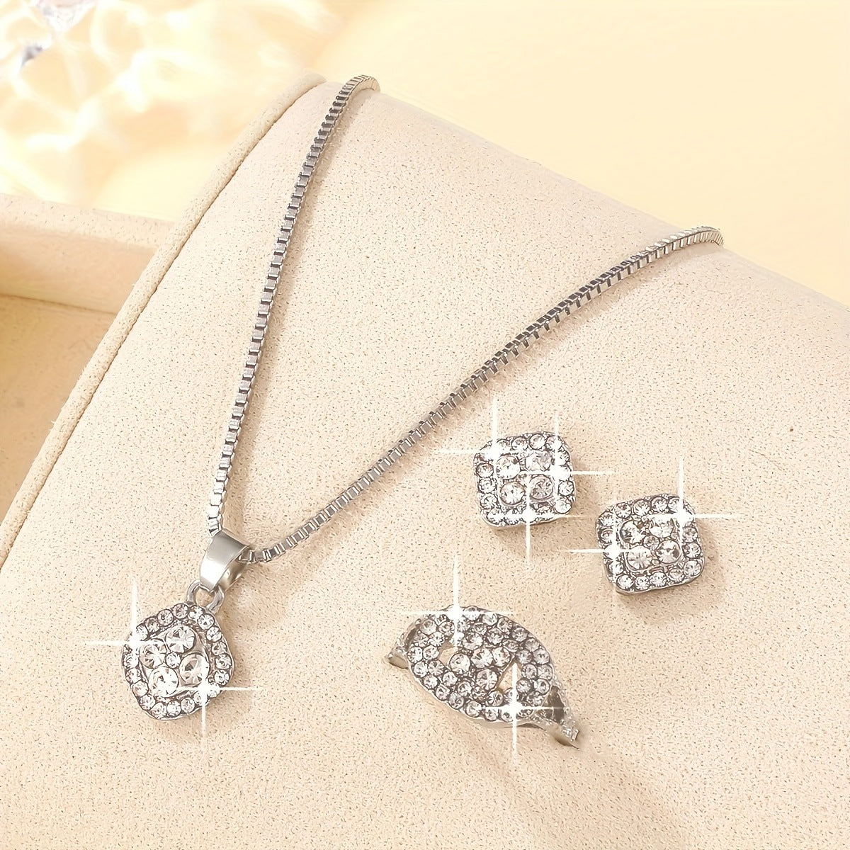 Geometric Diamond accented Jewelry Set