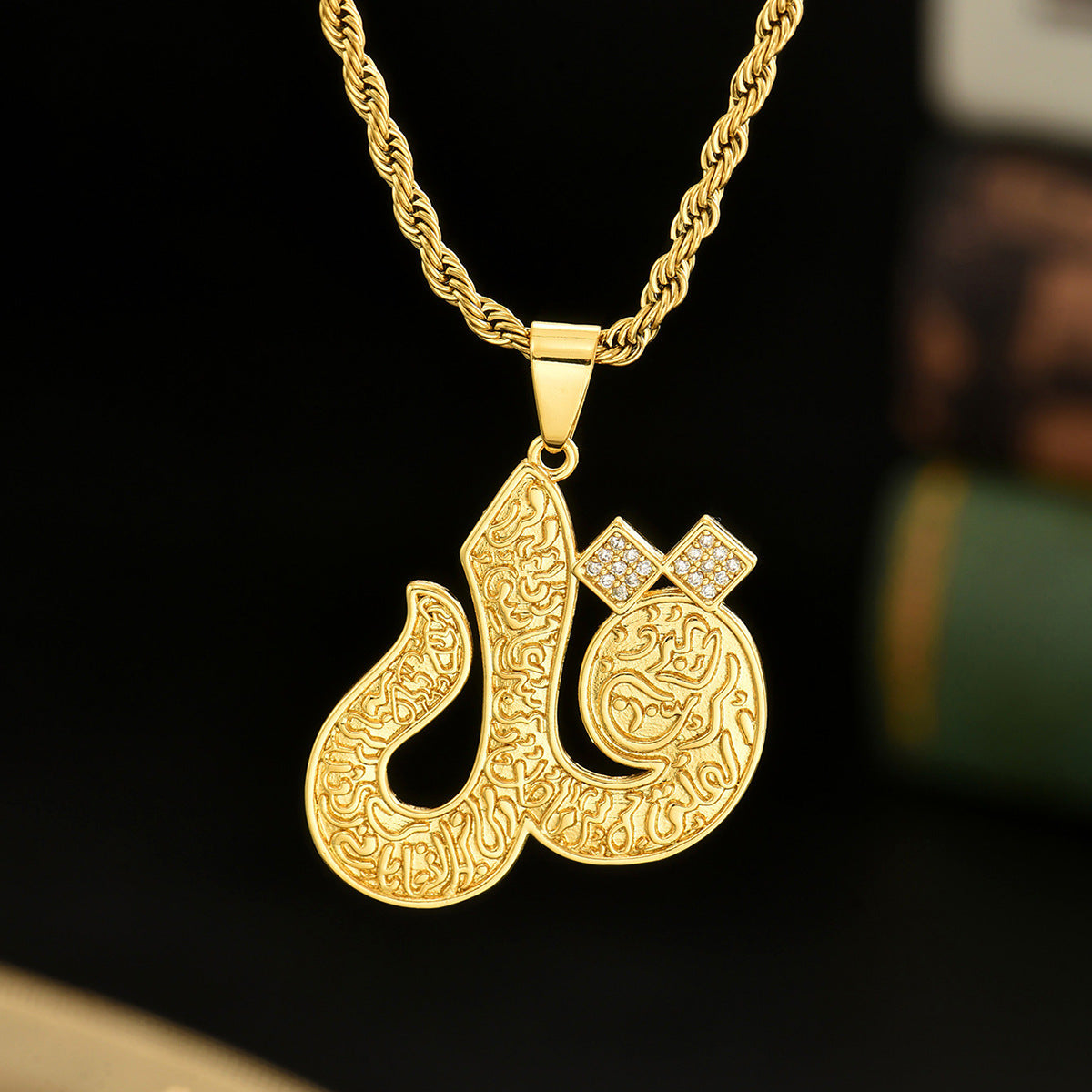 Twist Chain Necklace Copper Inlaid Zircon Pendant Jewelry