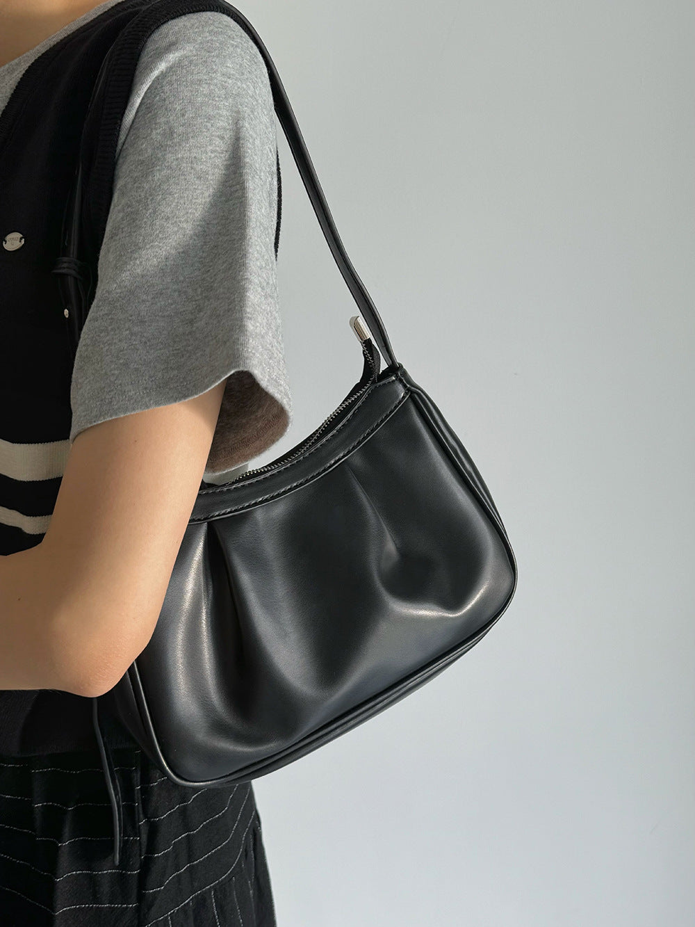 Vintage Pleated Crossbody Bag