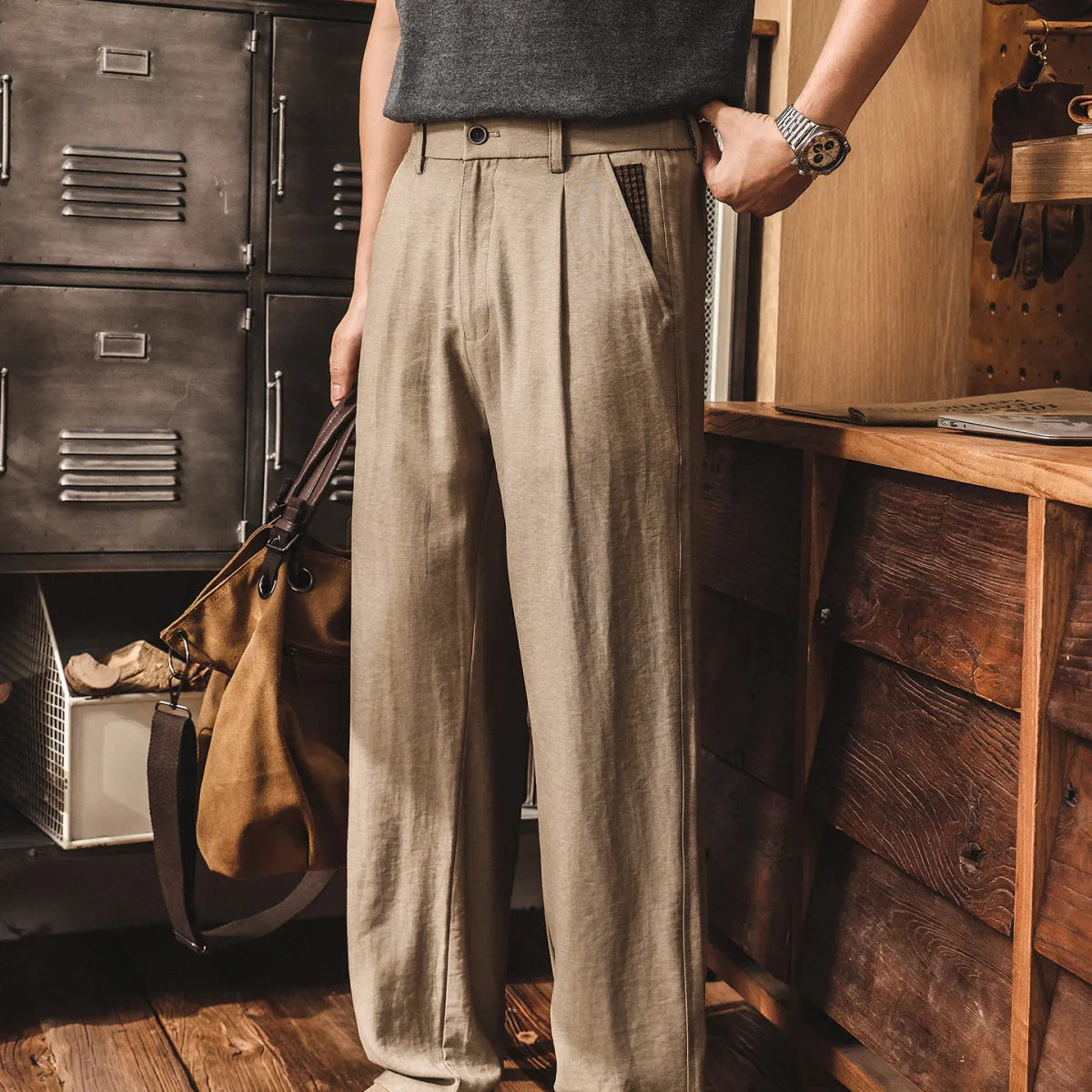 Men's Lightweight Straight-Leg Pants