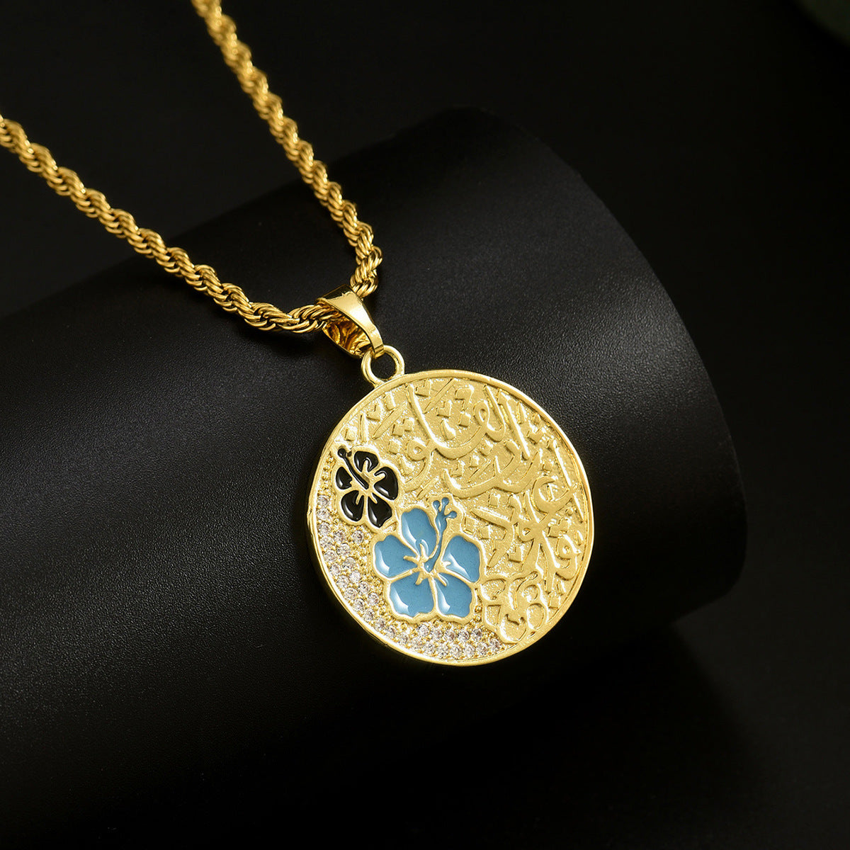 Twist Chain Necklace Copper Inlaid Zircon Pendant Jewelry