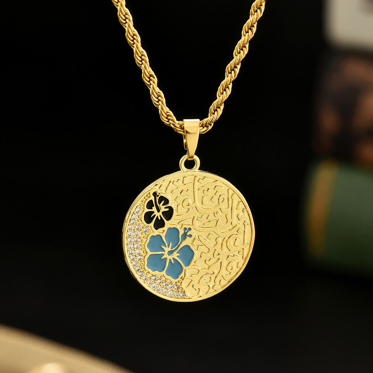 Twist Chain Necklace Copper Inlaid Zircon Pendant Jewelry