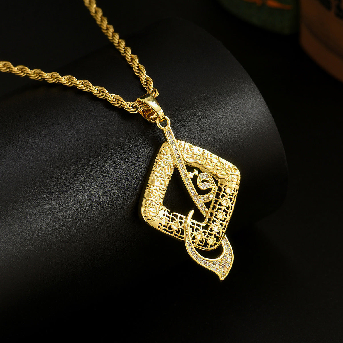 Twist Chain Necklace Copper Inlaid Zircon Pendant Jewelry