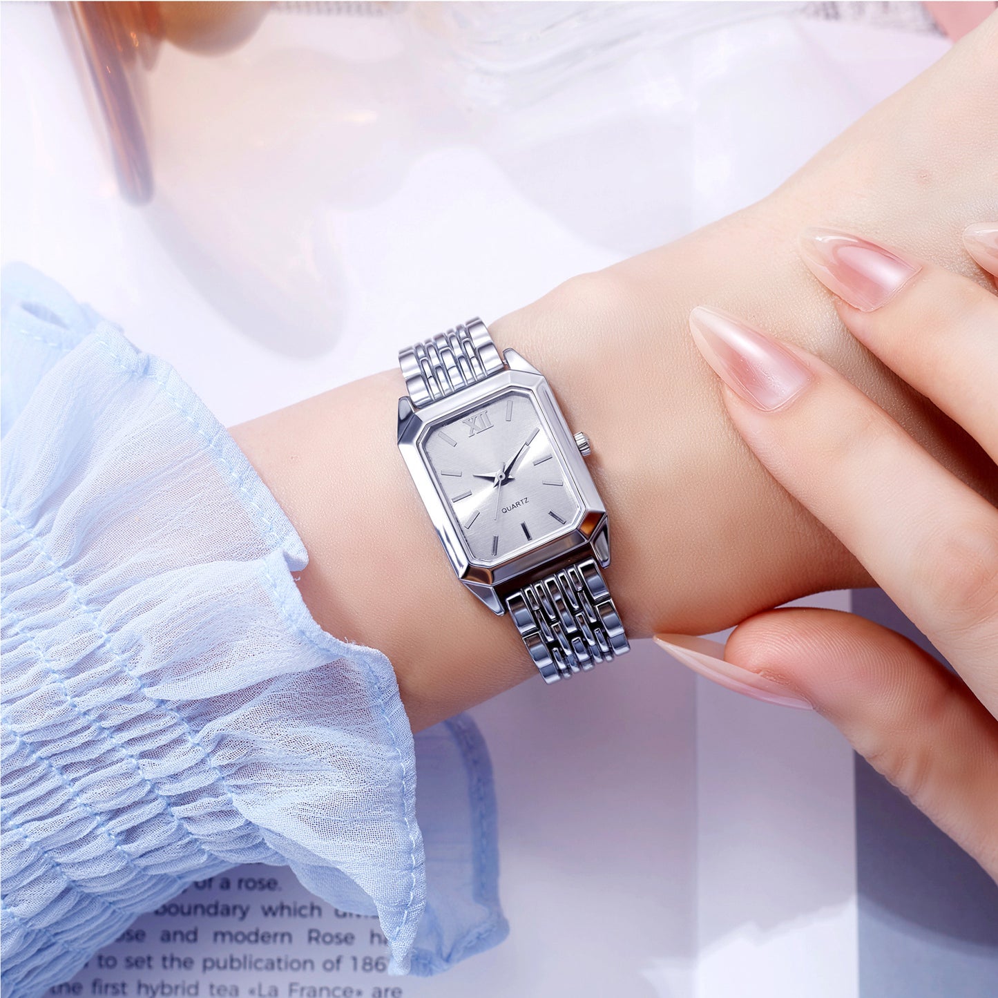 Fashion Square Steel Band Ladies Watch