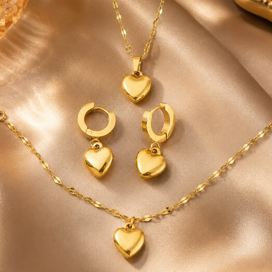 Peach shaped jewelry heart necklace
